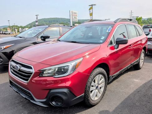 Used 2019 Subaru Outback 2.5i AWD/4WD image 3