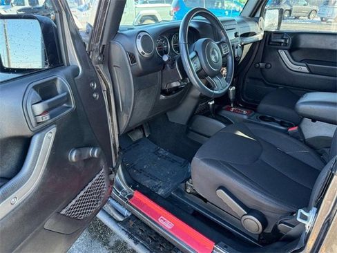 Used 2018 Jeep Wrangler Sport S image 13