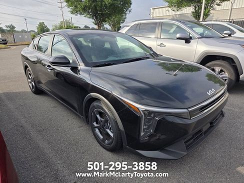 Used 2025 Kia K4 FWD image 3