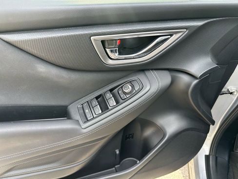 Used 2020 Subaru Forester Premium image 23