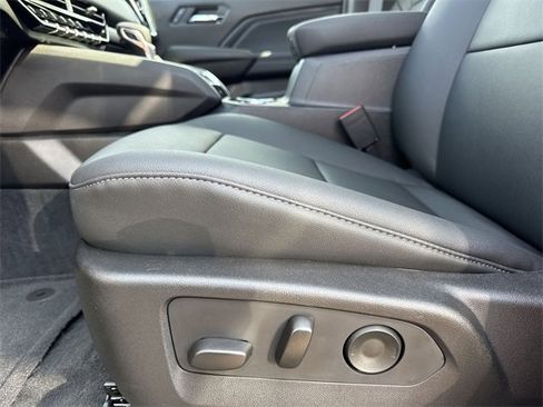 New 2026 GMC Canyon Elevation w/ Convenience Package image 12