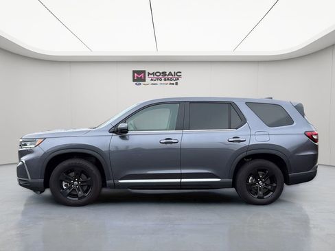 Used 2025 Honda Pilot EX-L image 4