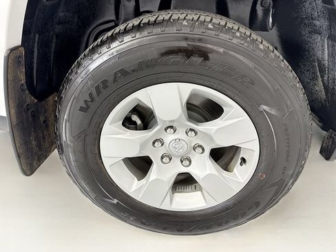 Used 2025 RAM 1500 Big Horn AWD/4WD image 31