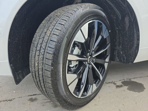 New 2026 Volvo XC60 B5 Ultra w/ Protection Package Premier image 43