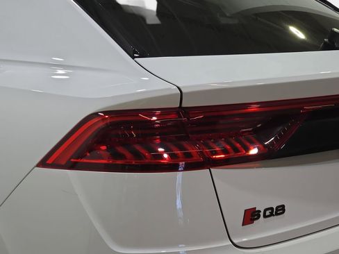 Used 2023 Audi SQ8 Prestige AWD/4WD image 35