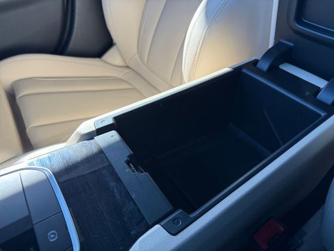 Used 2019 BMW 330i Sedan w/ Driving Assistance Package image 21