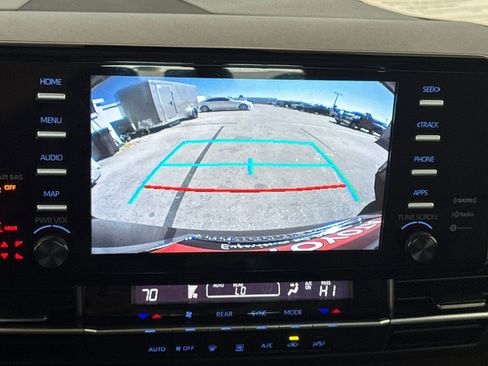 Used 2022 Toyota Sienna LE FWD image 20