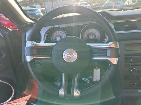 Used 2012 Ford Mustang Premium image 16