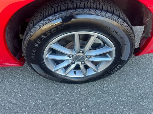 Used 2014 Dodge Grand Caravan R/T image 8