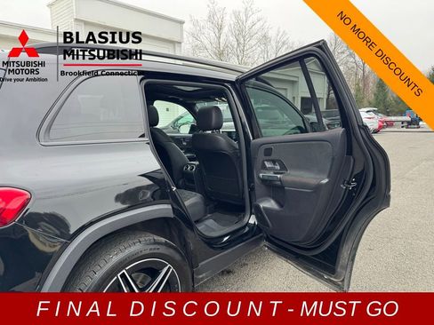 Used 2021 Mercedes-Benz GLB 250 4MATIC w/ AMG Line image 14