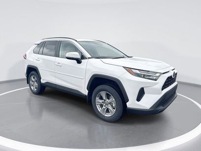 New 2025 Toyota RAV4 XLE