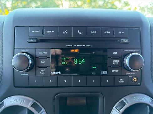 Used 2016 Jeep Wrangler Sport image 20