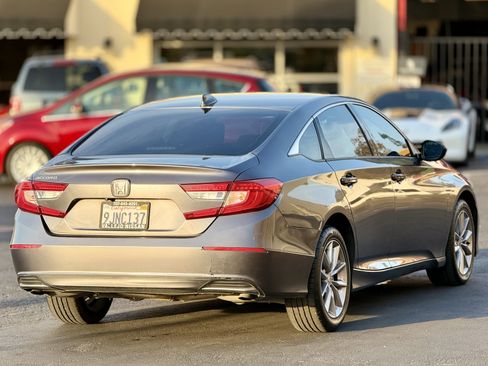 Used 2021 Honda Accord LX image 7