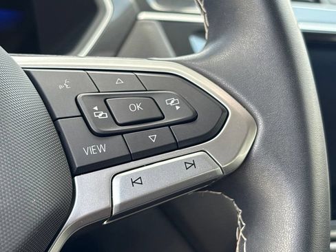 Used 2023 Volkswagen Tiguan SE FWD image 23