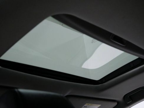 Used 2023 Honda Odyssey EX-L image 4