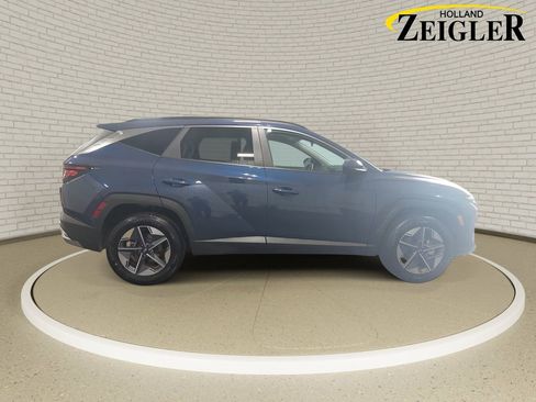 Used 2025 Hyundai Tucson SEL AWD/4WD image 4