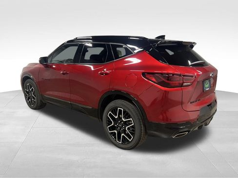 Used 2023 Chevrolet Blazer RS w/ Driver Confidence II Package AWD/4WD image 7