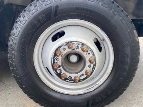 Used 2016 Ford F350 XL w/ Power Equipment Group image 34