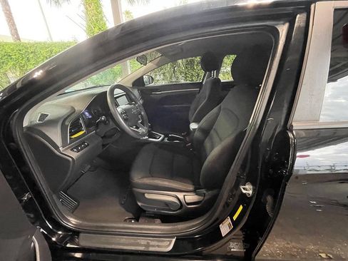 Used 2020 Hyundai Elantra SEL w/ Cargo Package (C1) FWD image 7