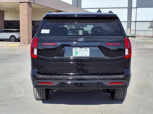 New 2026 Ford Expedition Platinum w/ Stealth Appearance Package AWD/4WD image 5