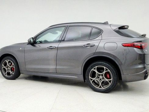 Used 2022 Alfa Romeo Stelvio Ti image 7