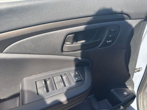 Used 2025 Honda Ridgeline TrailSport image 11