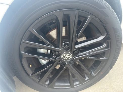 Used 2025 Toyota Camry SE image 17