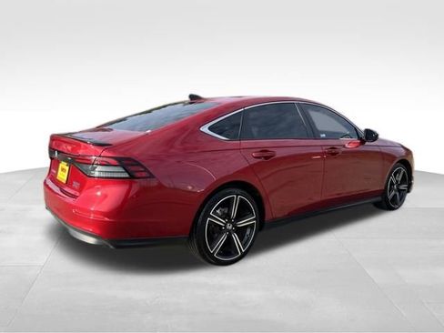 Used 2024 Honda Accord Sport image 8