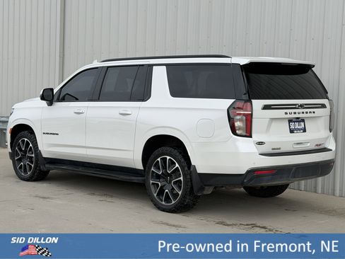 Used 2022 Chevrolet Suburban RST w/ Luxury Package image 8