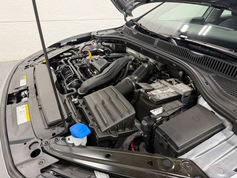 Used 2026 Volkswagen Jetta SE FWD image 50