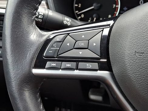 Used 2022 Nissan Altima 2.5 SL FWD image 23