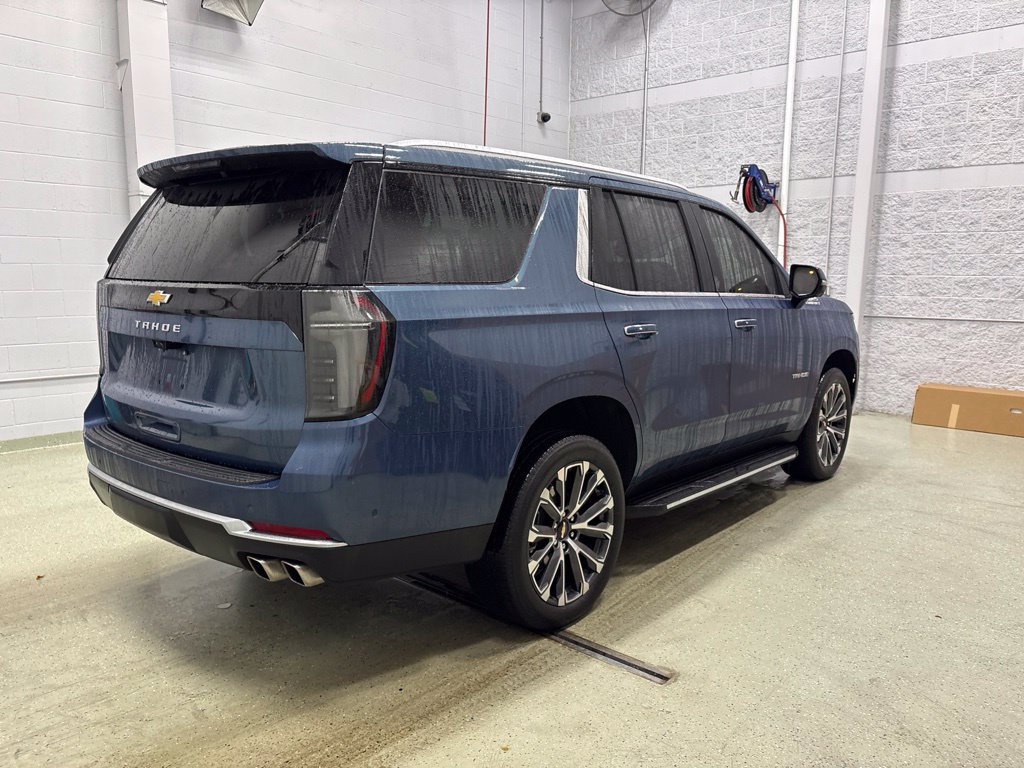 Used 2025 Chevrolet Tahoe High Country AWD/4WD image 4
