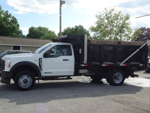 Used 2023 Ford F550 4x4 Regular Cab Super Duty image 7