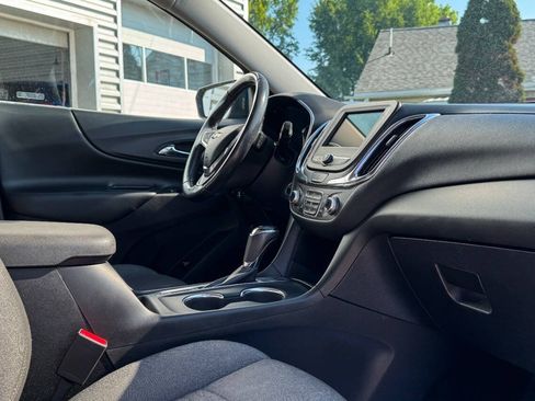 Used 2019 Chevrolet Equinox LT AWD/4WD image 14