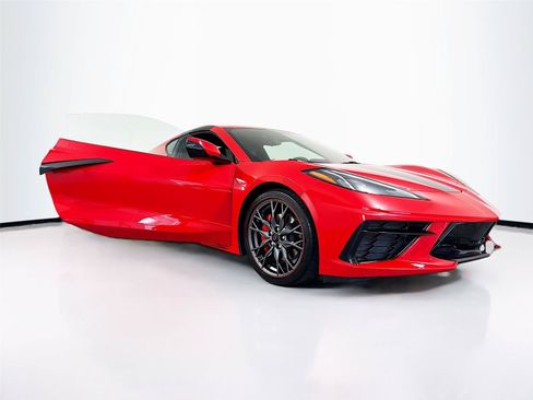 Used 2023 Chevrolet Corvette Stingray Coupe w/ 1LT RWD image 37