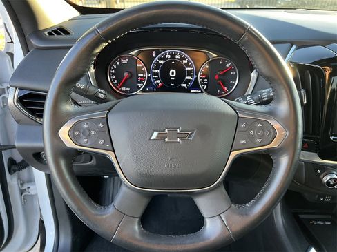 Used 2022 Chevrolet Traverse Premier w/ Redline Edition image 7