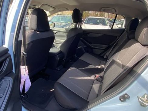 Certified 2021 Subaru Crosstrek 2.0i image 32