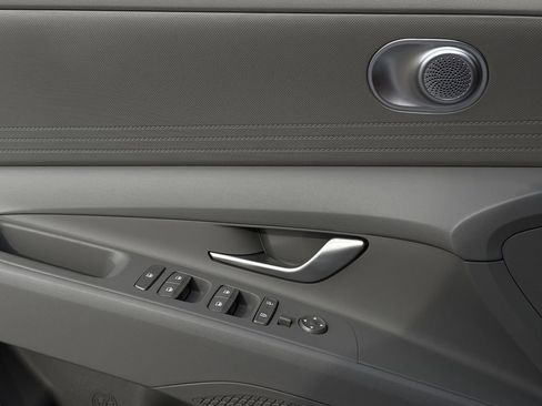 New 2026 Hyundai Elantra SE image 21