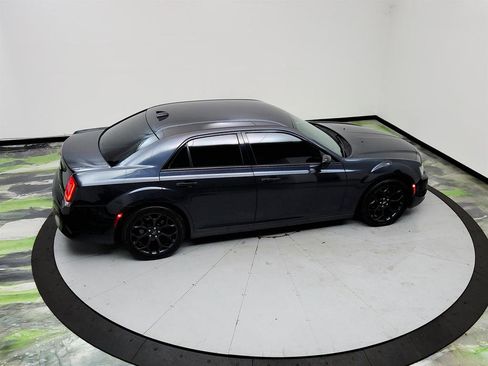 Used 2019 Chrysler 300 Touring w/ Sport Appearance Package RWD image 32