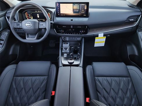 New 2026 Nissan Rogue Platinum w/ Platinum Premium Package image 18