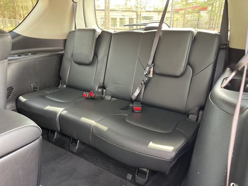 Used 2024 INFINITI QX80 Luxe RWD image 21