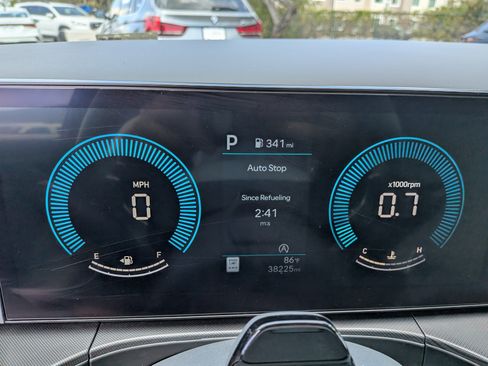 Used 2024 Hyundai Santa Fe SEL image 27