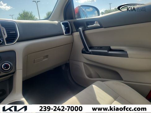 Used 2019 Kia Sportage LX FWD image 17