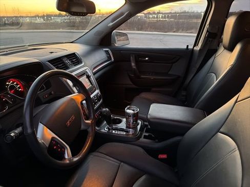 Used 2017 GMC Acadia Limited SLT image 7
