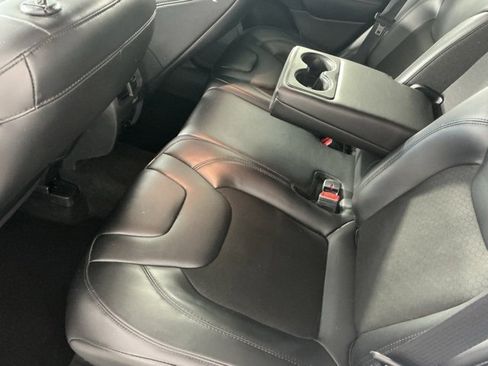 Used 2020 Jeep Cherokee Latitude Plus image 8