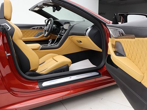 Used 2020 BMW M8 Convertible w/ M Carbon Exterior Package AWD/4WD image 40