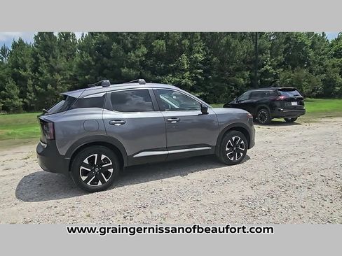 Used 2026 Nissan Kicks SV w/ SV Premium Package AWD/4WD image 25