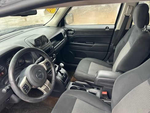 Used 2014 Jeep Patriot Latitude FWD image 14