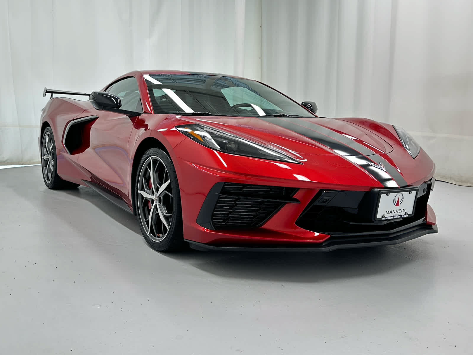 Used 2022 Chevrolet Corvette Stingray Preferred Cpe w/ Z51 Performance Package RWD image 2