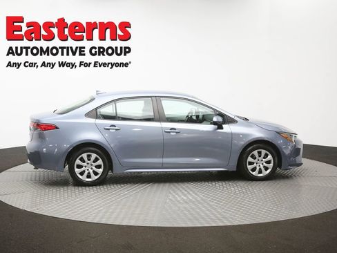 Used 2022 Toyota Corolla LE FWD image 43